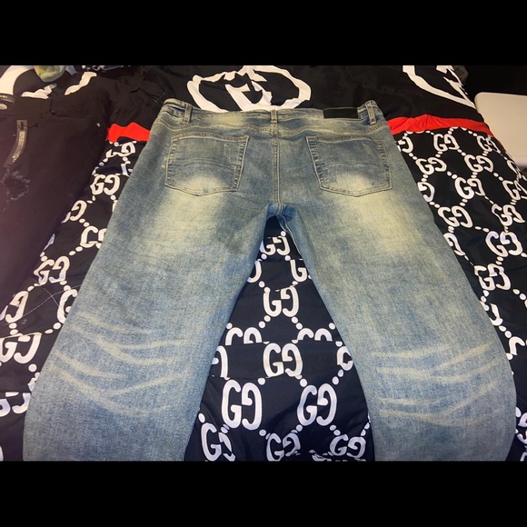 Amiri Jeans - Picture 1 of 3